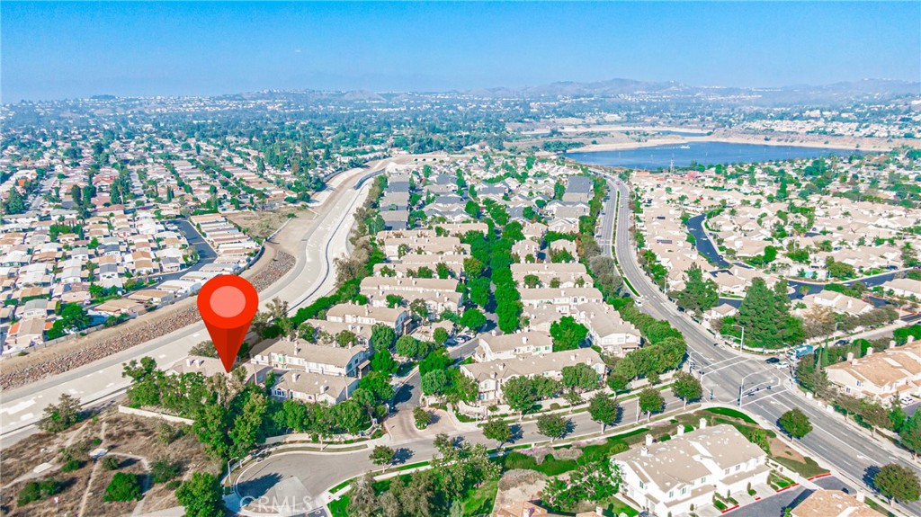 514 N Pageant Drive B