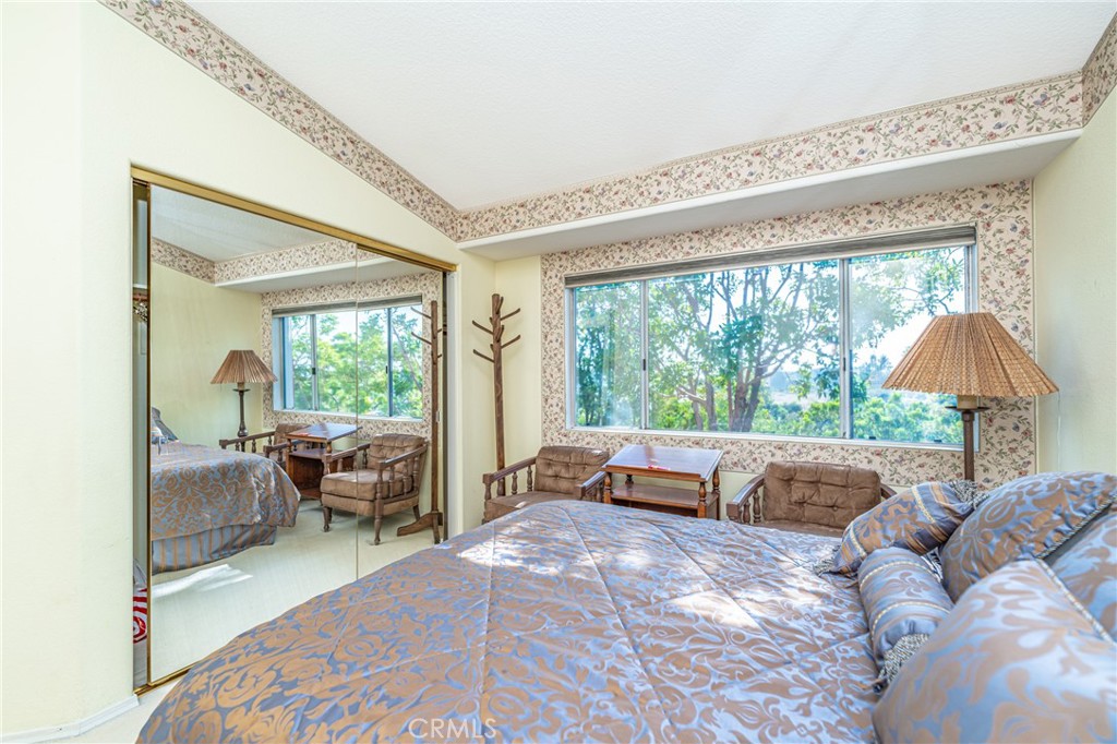 514 N Pageant Drive B