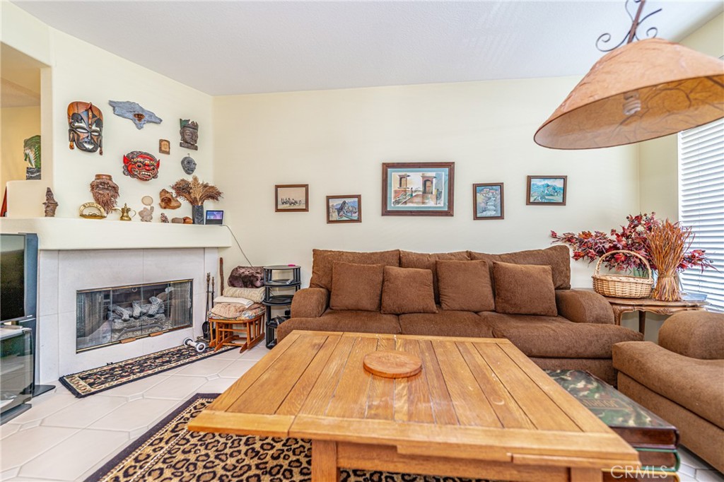 514 N Pageant Drive B