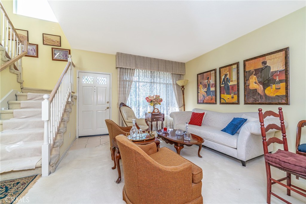 514 N Pageant Drive B