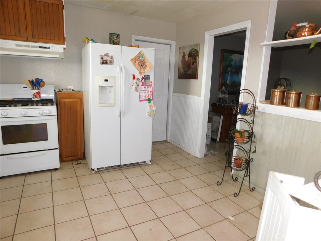 18154 Hackberry Street