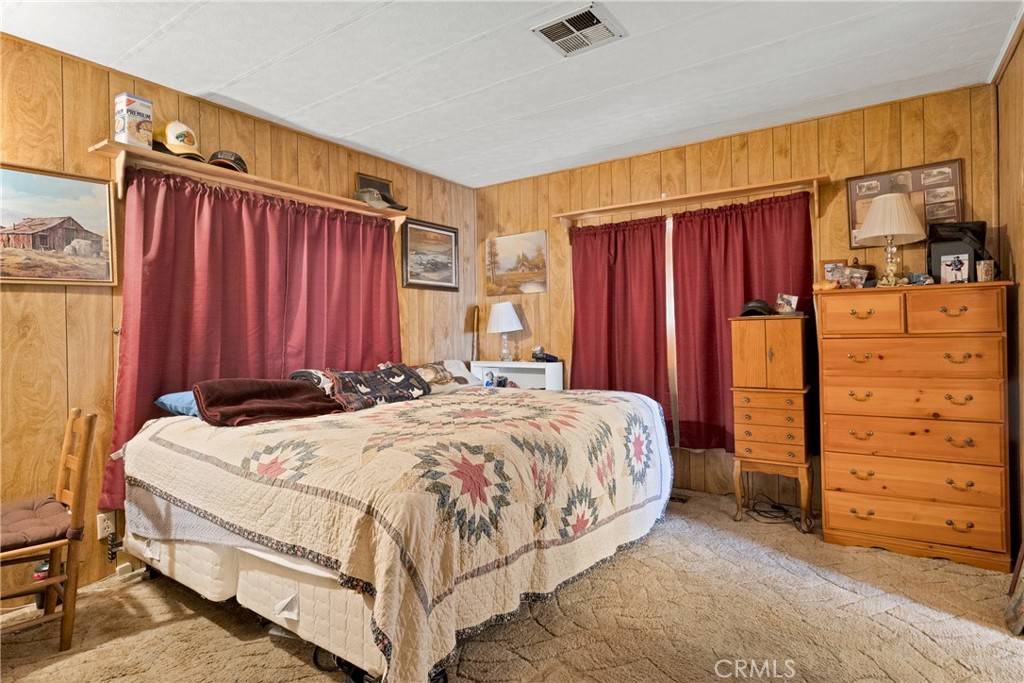 15252 Seneca Road 81