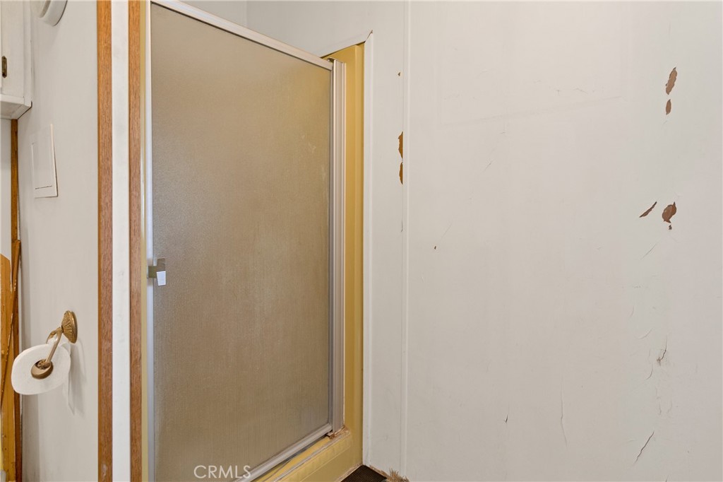 15252 Seneca Road 81