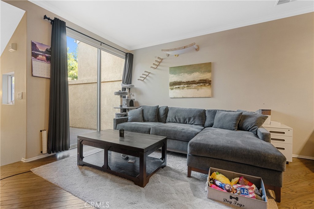 1091 S Positano Avenue