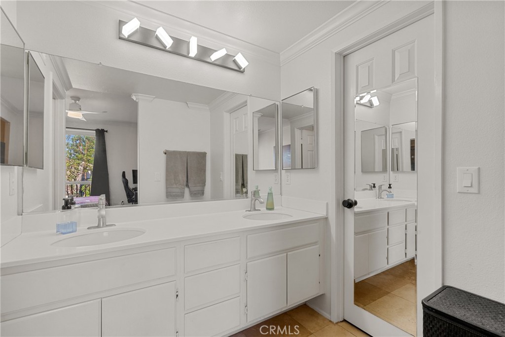 1091 S Positano Avenue