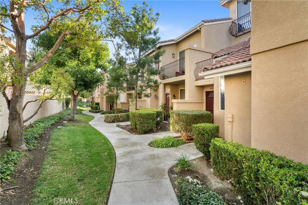 1091 S Positano Avenue