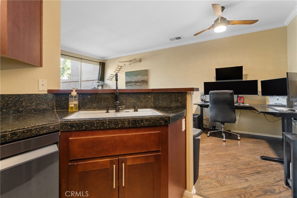 1091 S Positano Avenue