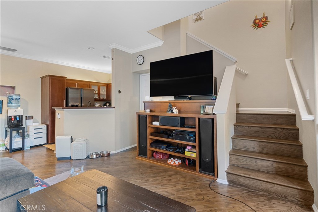 1091 S Positano Avenue