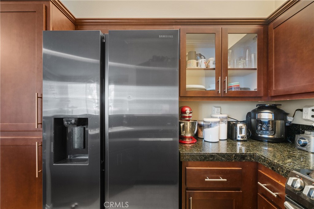 1091 S Positano Avenue