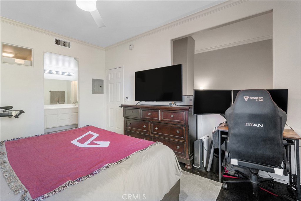 1091 S Positano Avenue