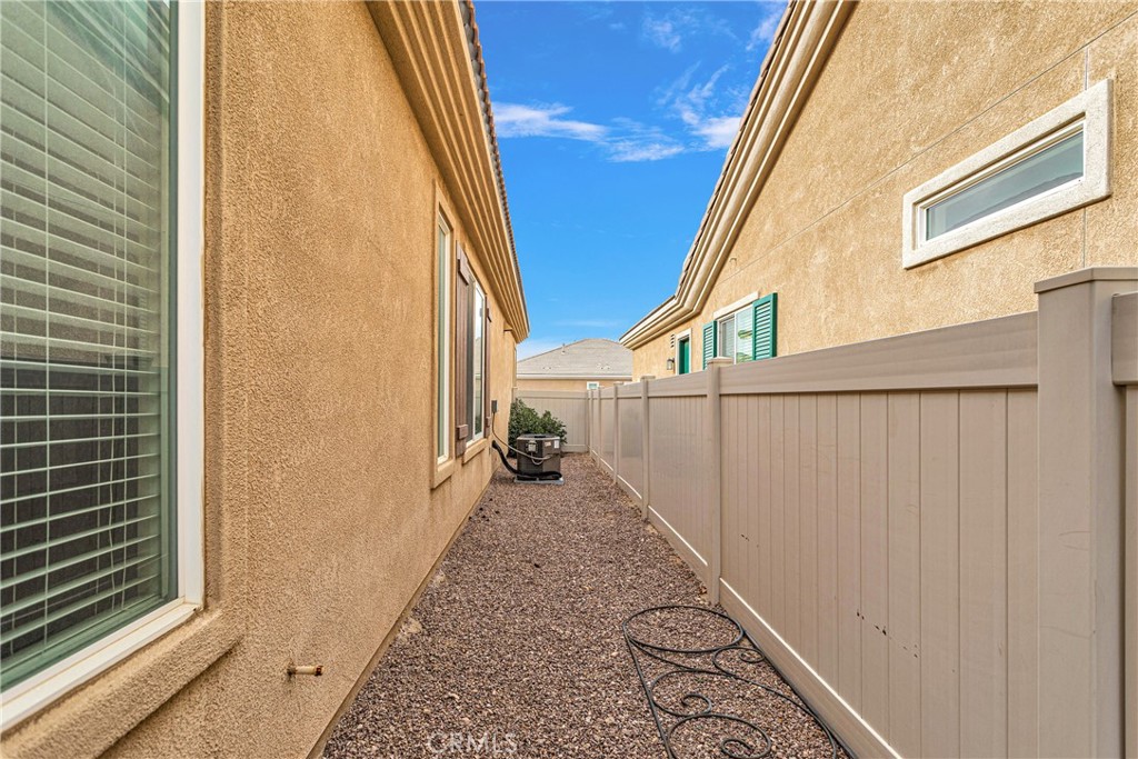 10065 Wilmington Lane