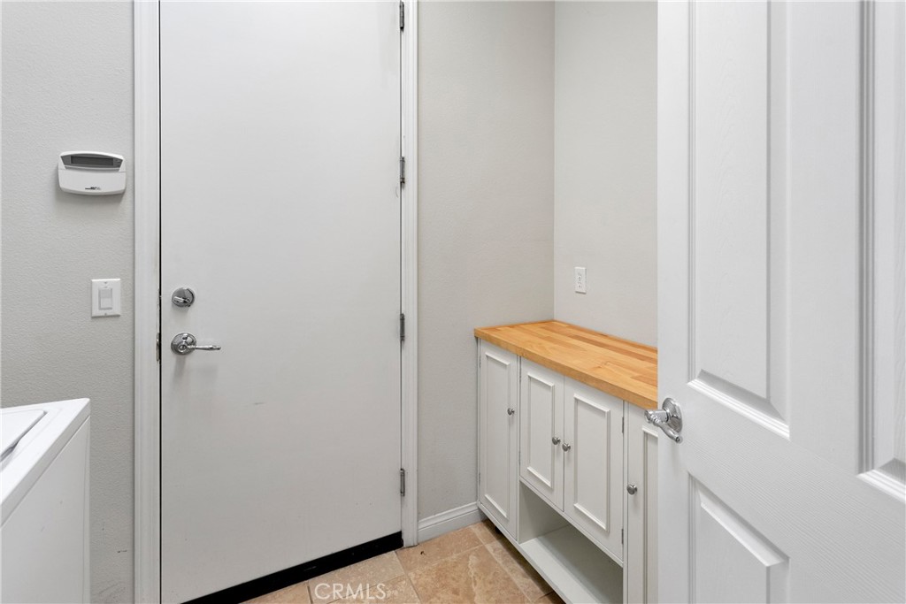 10065 Wilmington Lane