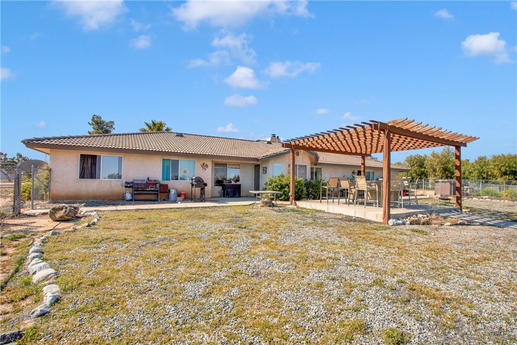 14080 Farmington Street