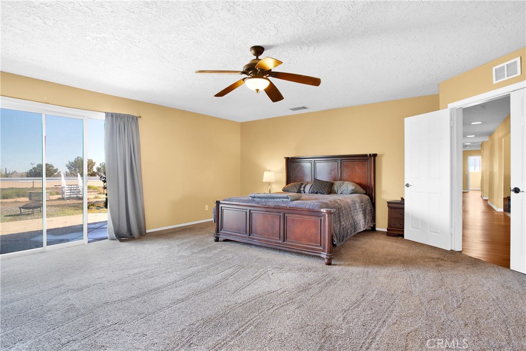 14080 Farmington Street