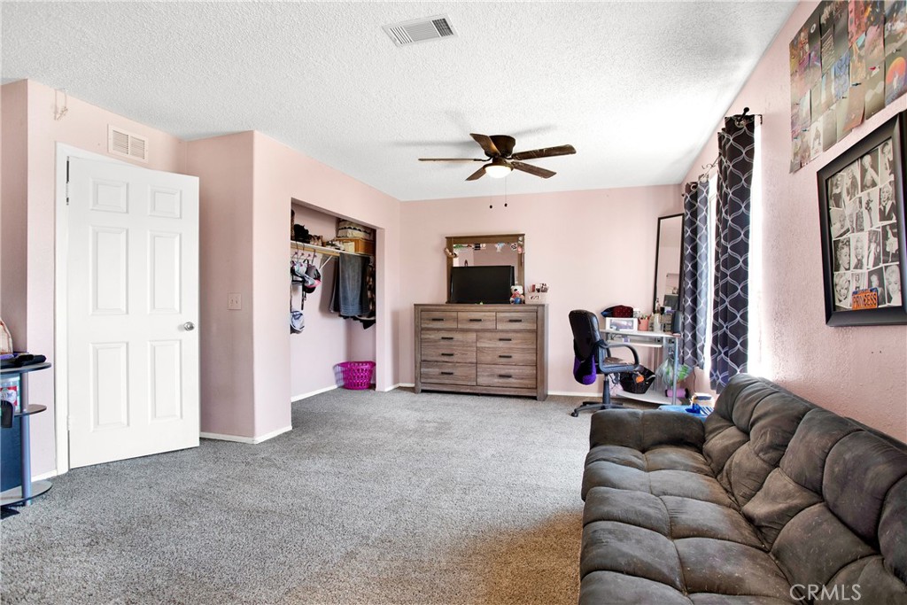 14080 Farmington Street