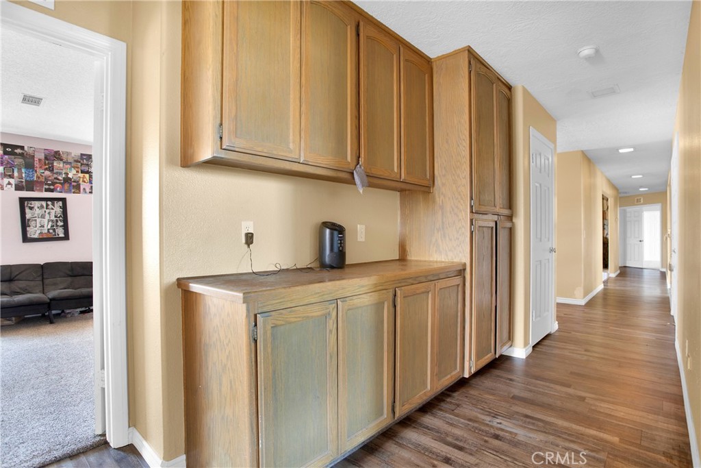 14080 Farmington Street