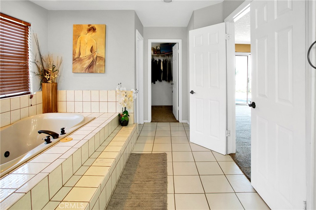 14080 Farmington Street