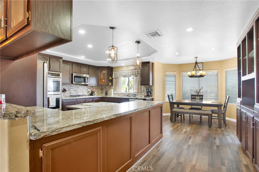 14080 Farmington Street