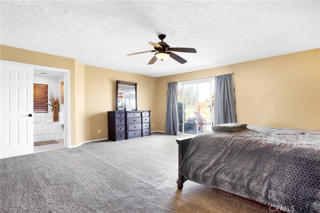 14080 Farmington Street