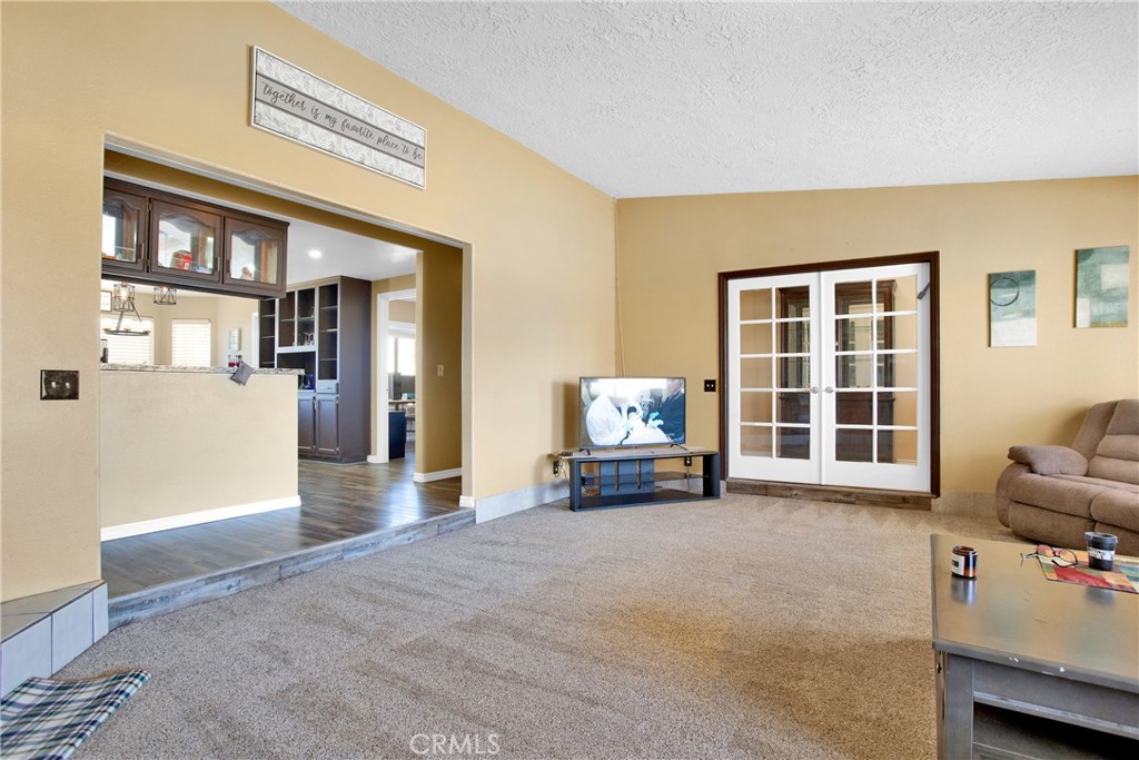 14080 Farmington Street