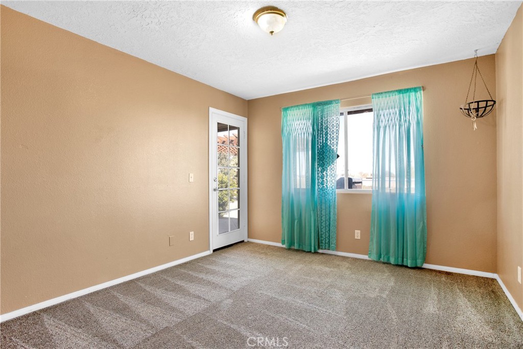 14080 Farmington Street