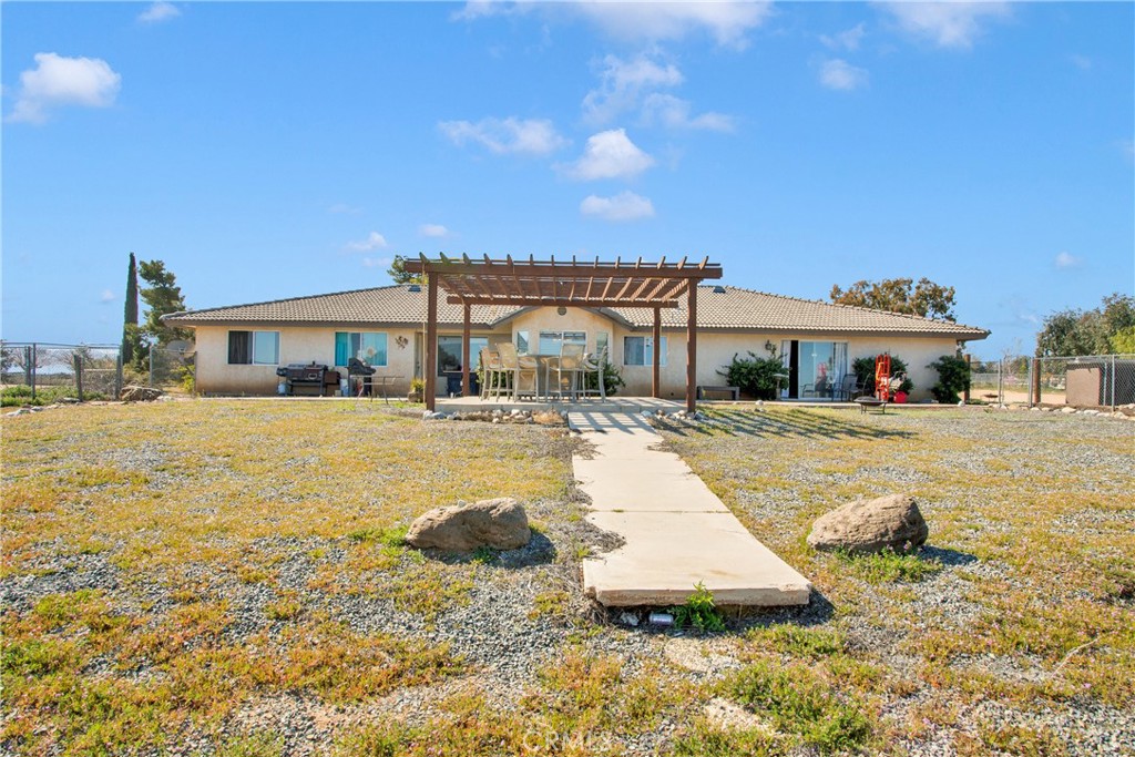 14080 Farmington Street