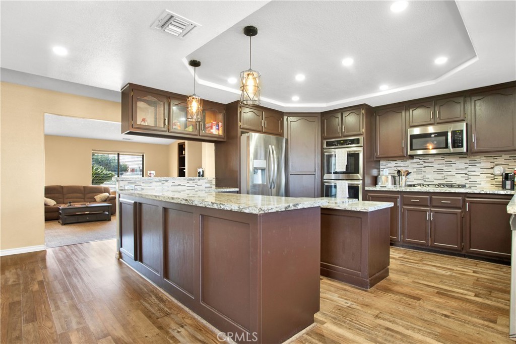 14080 Farmington Street