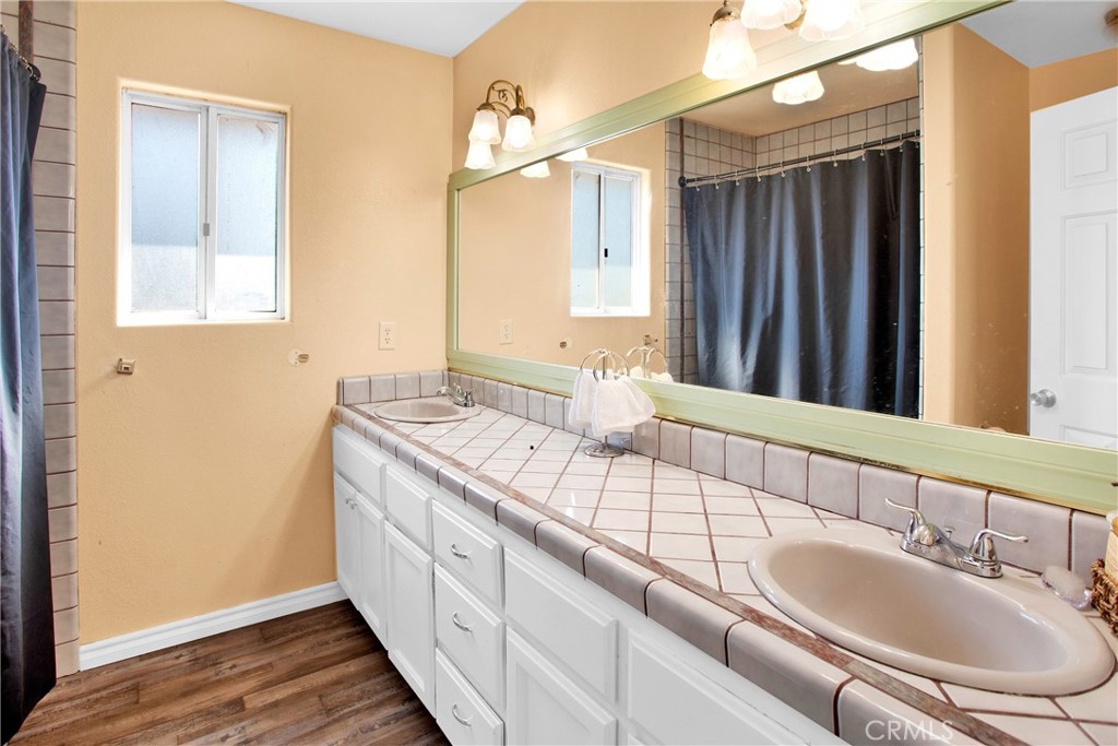 14080 Farmington Street