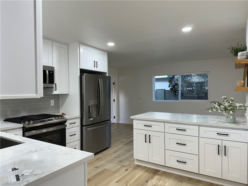 7052 Moonlight Circle