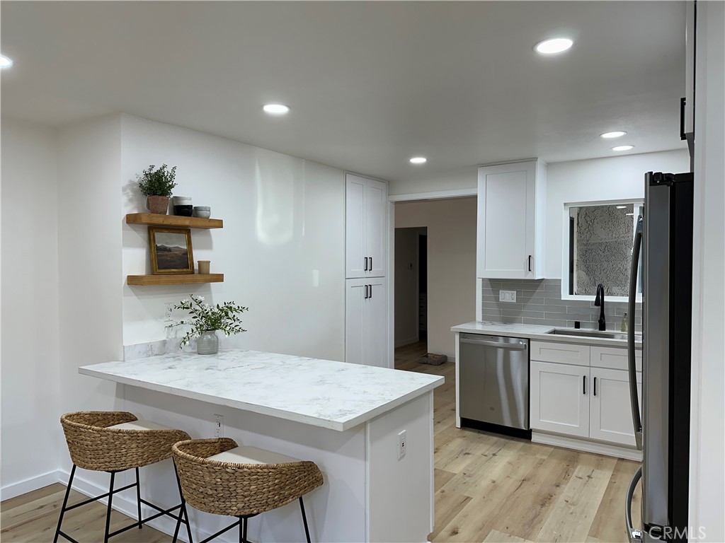 7052 Moonlight Circle