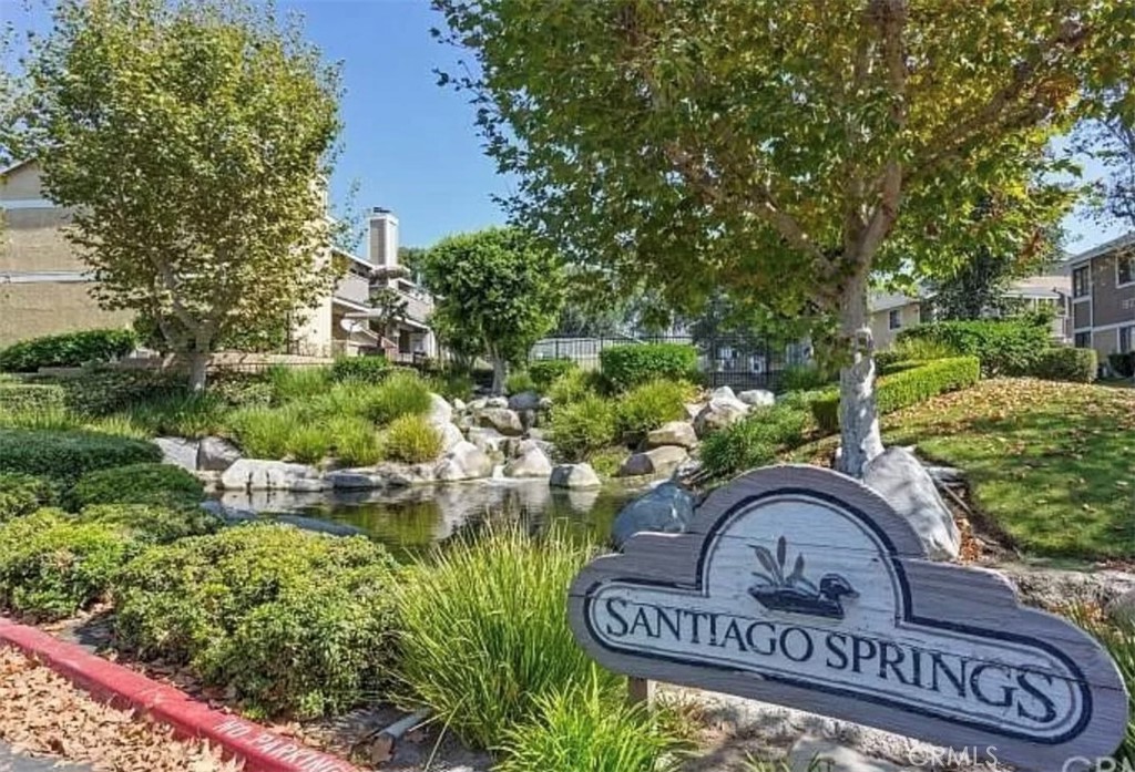 1509 S Raitt Street 75