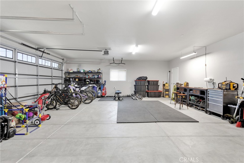 21945 Mountain View Road