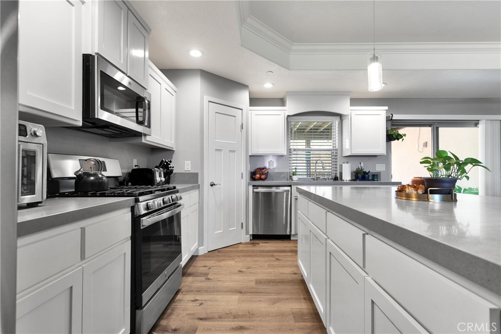 21945 Mountain View Road