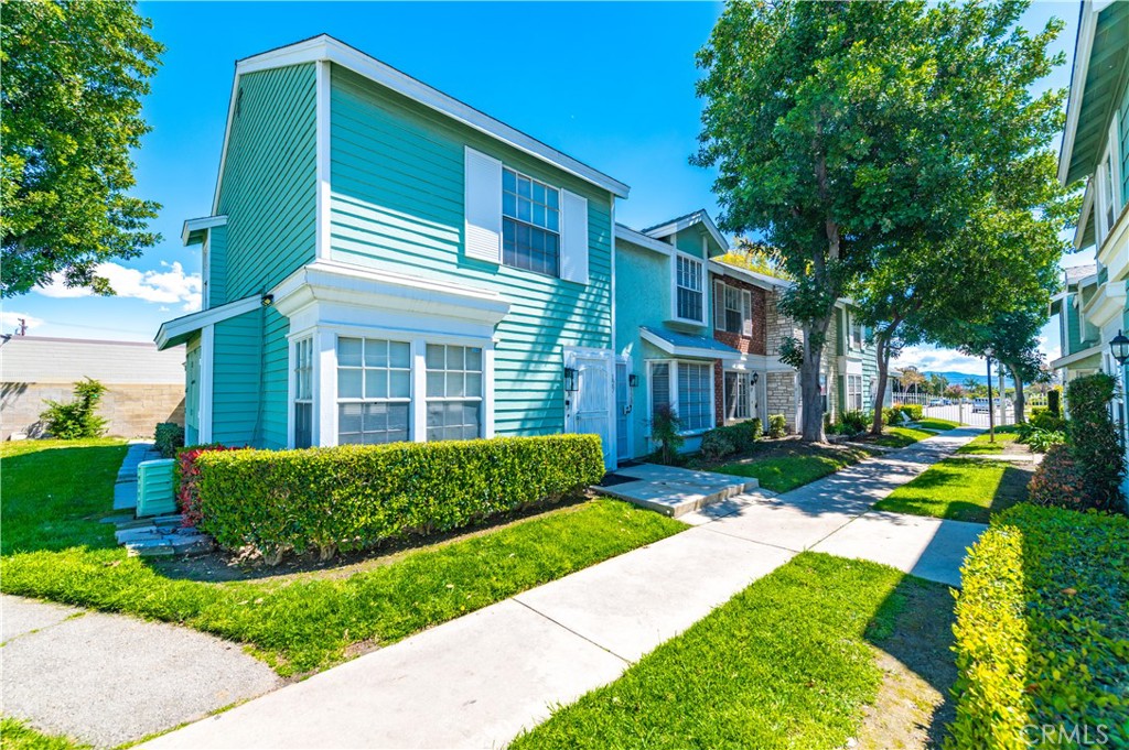 5640 Riverside Drive 129