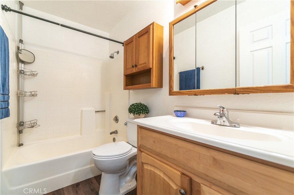 5640 Riverside Drive 129