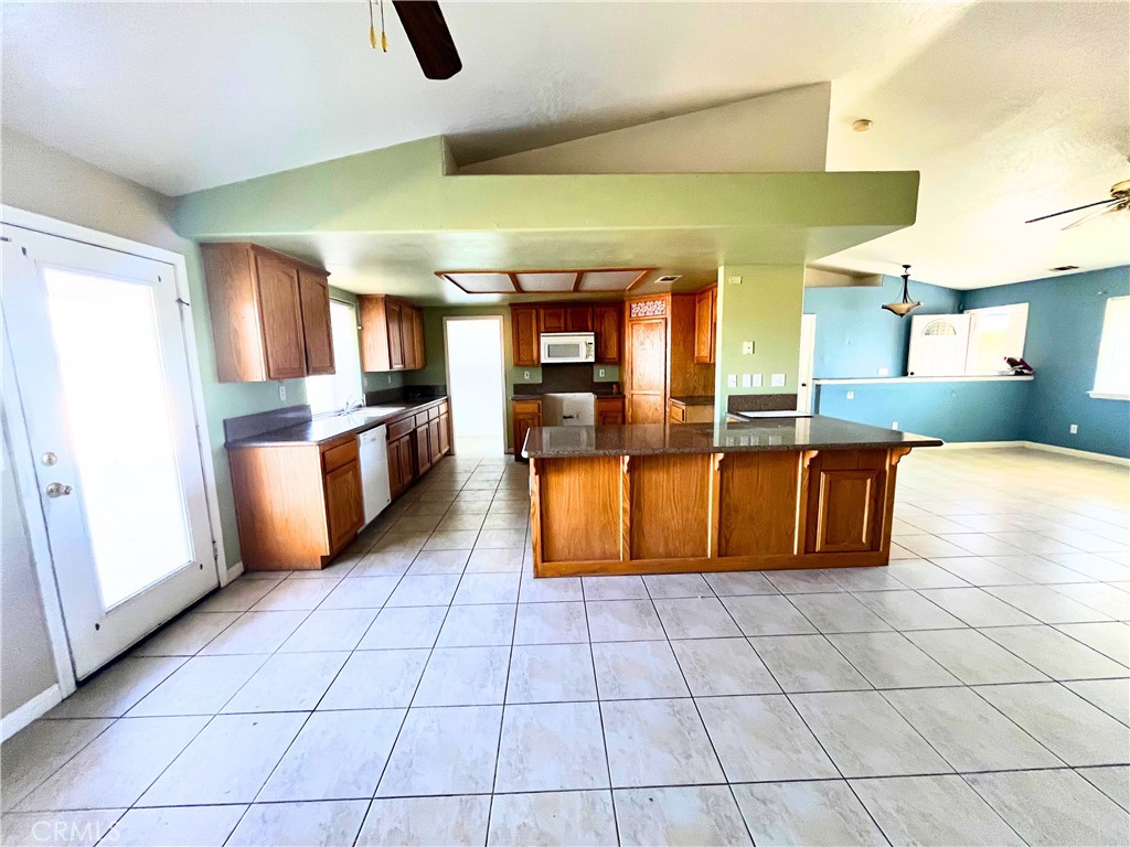 15242 Sycamore Street