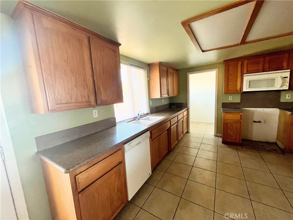 15242 Sycamore Street