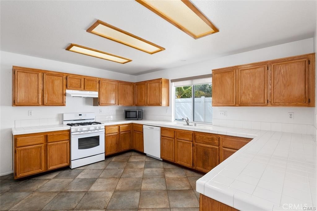 16474 Denhaven Court