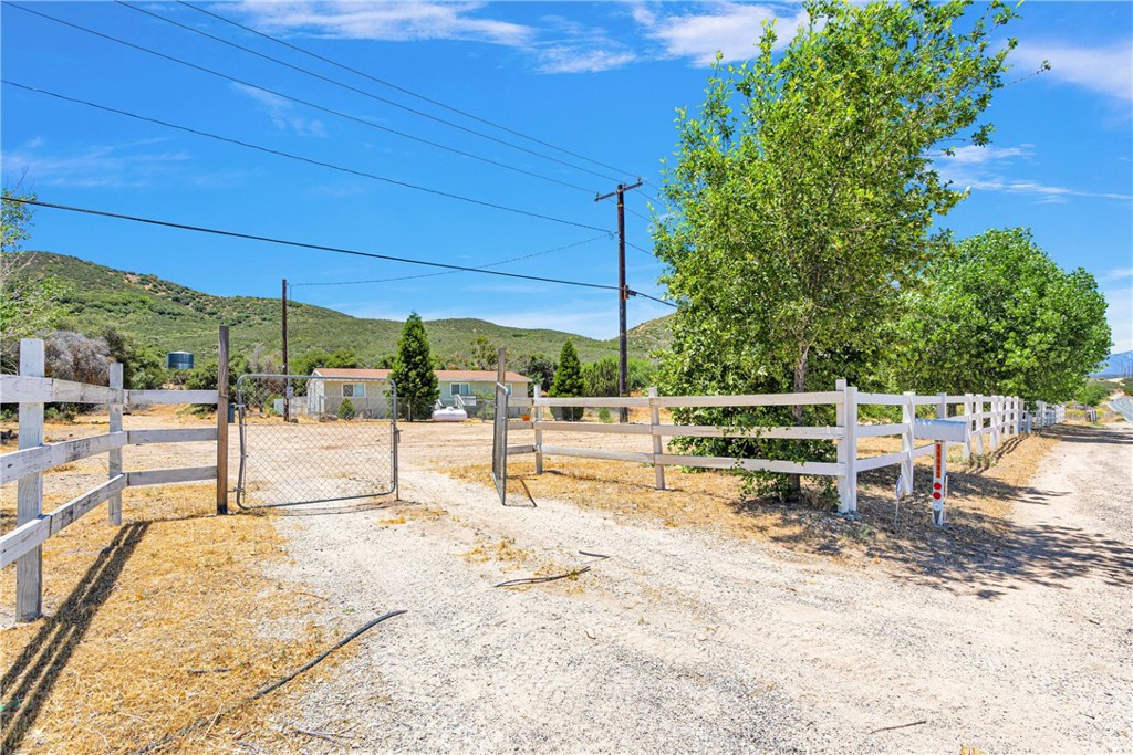 16685 State Highway 173