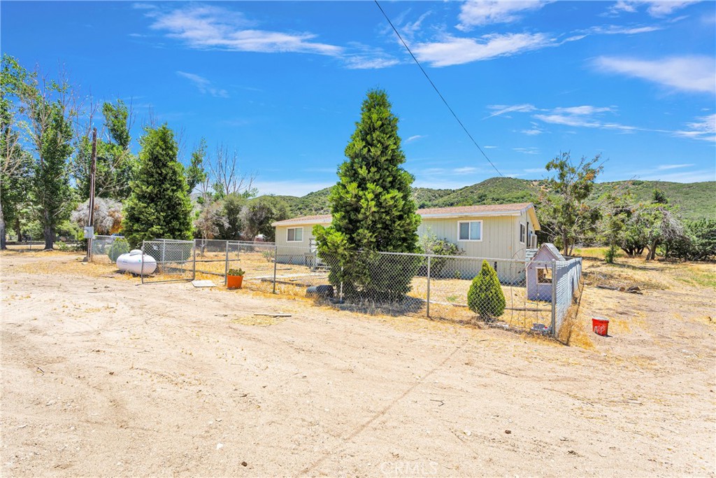 16685 State Highway 173