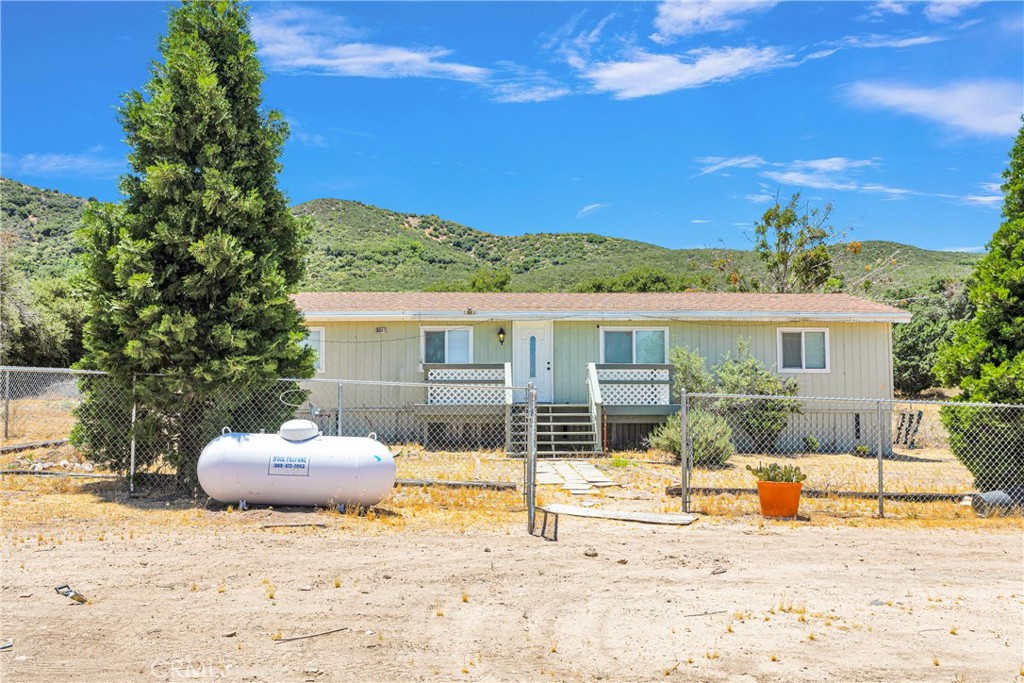 16685 State Highway 173