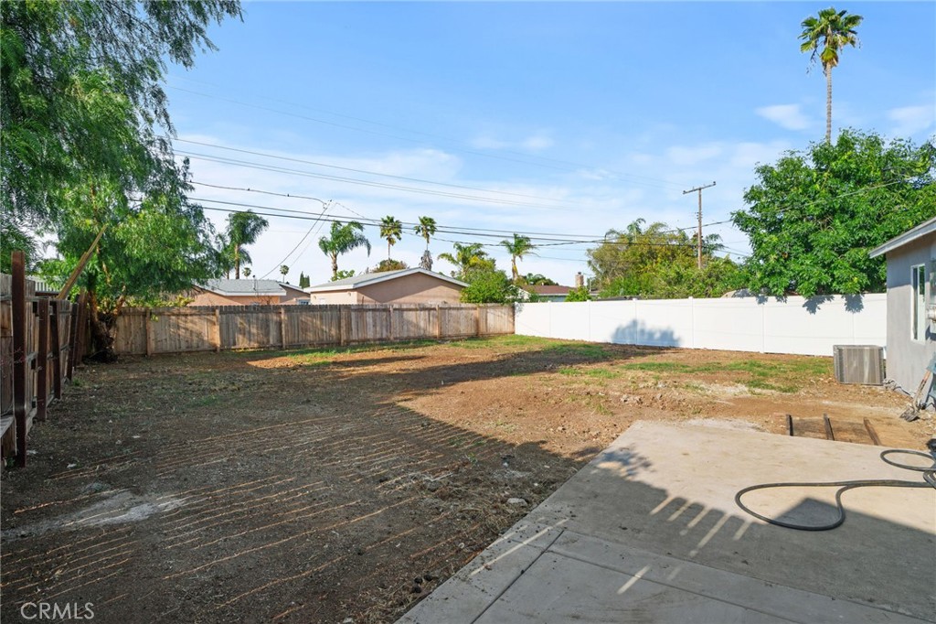 8695 Greenpoint Avenue