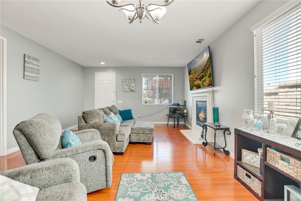 78 Cold Spring Avenue