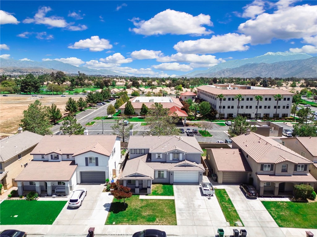 78 Cold Spring Avenue