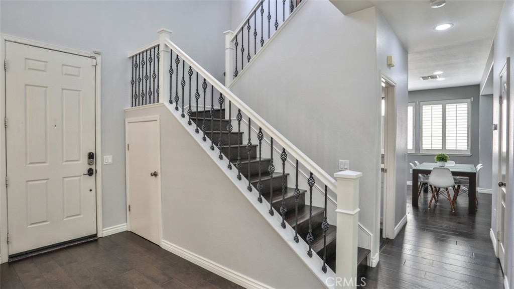 25709 Hawthorne Place