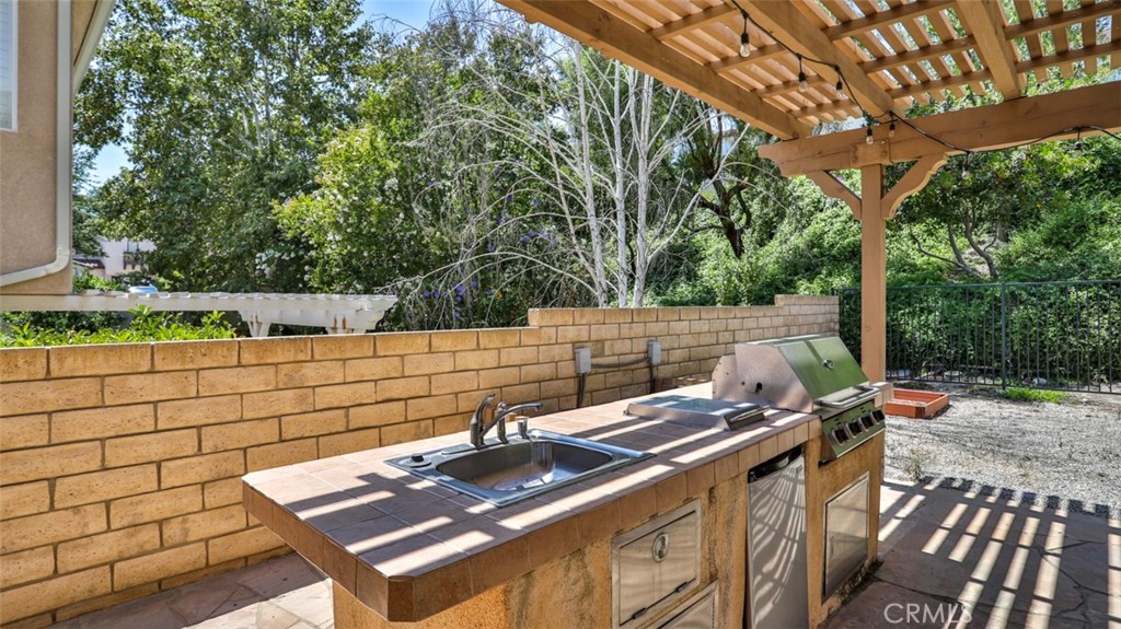 25709 Hawthorne Place