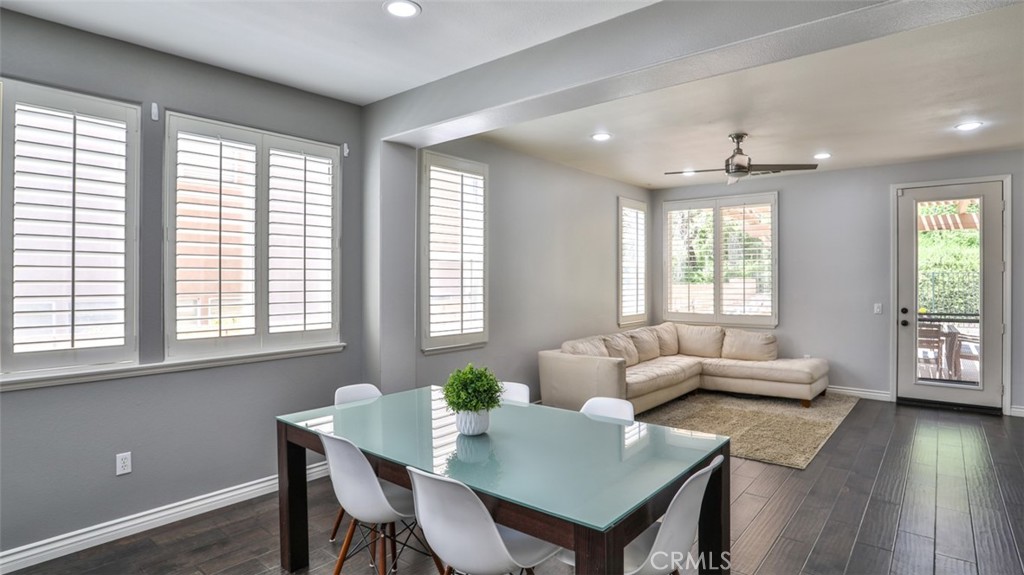 25709 Hawthorne Place