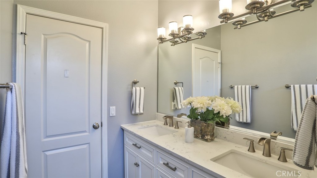 25709 Hawthorne Place