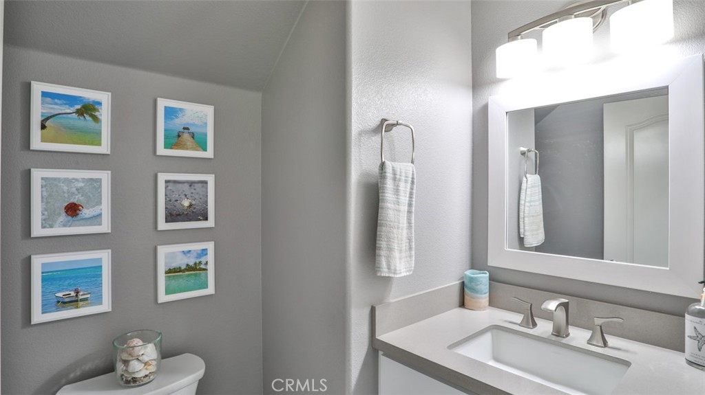 25709 Hawthorne Place