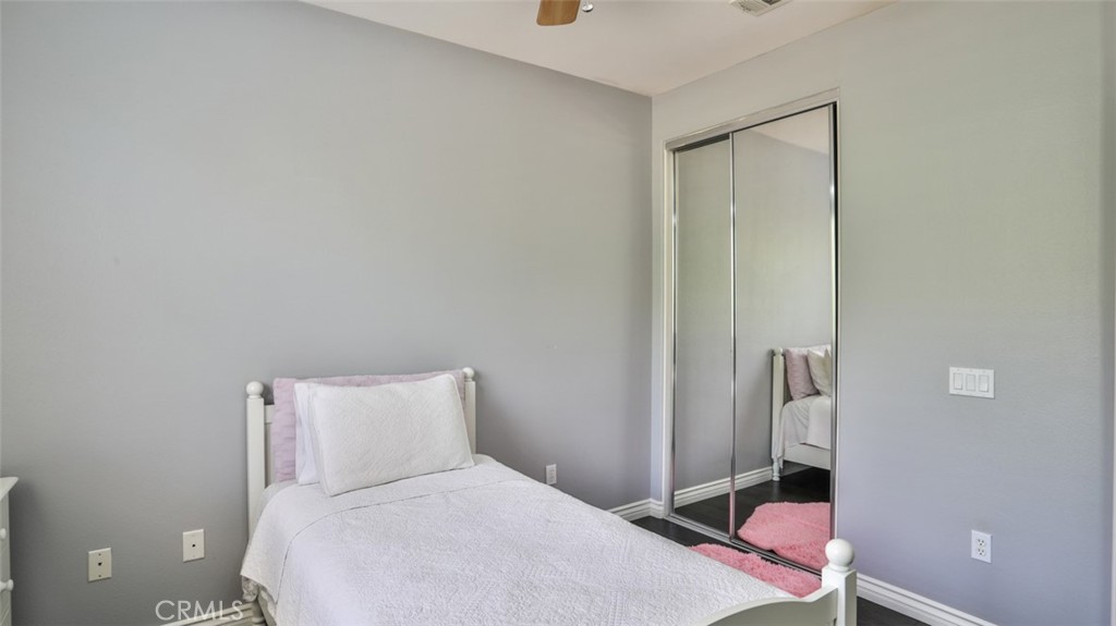 25709 Hawthorne Place